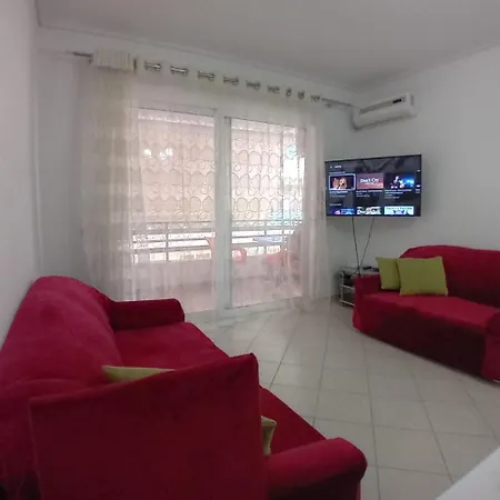Limon Apartment *